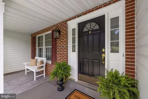 5722 Pond View Ln, Broad Run, VA 20137 photo 12