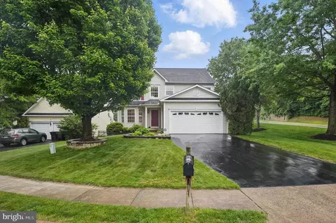 538 Colony Ct, Warrenton, VA 20186