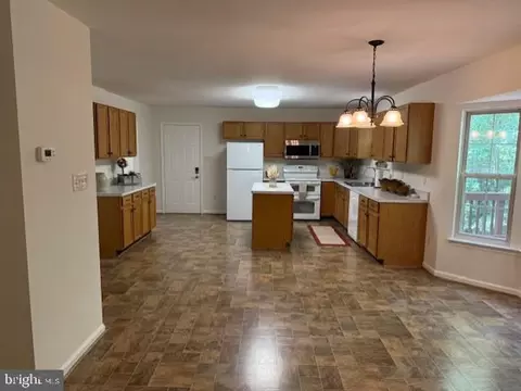 4195 Old Toad Rd, Bealeton, VA 22712 photo 9