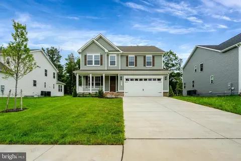 2076 Springvale Dr, Bealeton, VA 22712