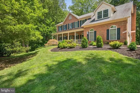 5478 Rosehaven Ct, Warrenton, VA 20187