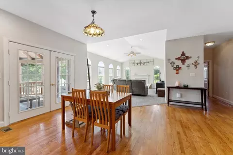 6422 View Ct, Broad Run, VA 20137 photo 11
