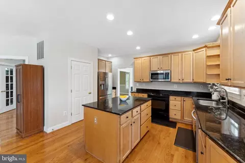 6422 View Ct, Broad Run, VA 20137 photo 8
