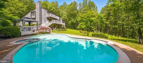 4929 S Windswept Ln S, Marshall, VA 20115