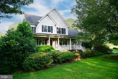 7209 Fox Trl, Warrenton, VA 20186