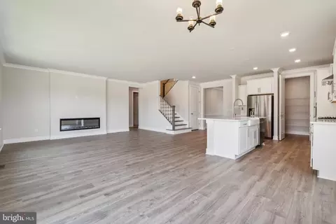 7838 Holston Ln, Broad Run, VA 20137 photo 5