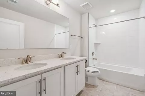 7838 Holston Ln, Broad Run, VA 20137 photo 13