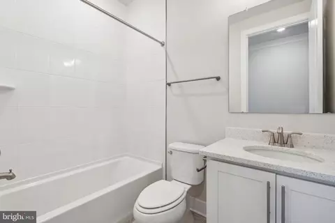 7838 Holston Ln, Broad Run, VA 20137 photo 9