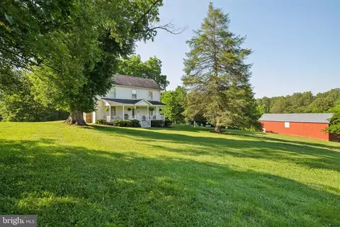 7811 Carters Run Dr, Marshall, VA 20115 photo 4