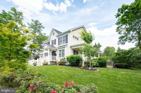 52 North St, Warrenton, VA 20186