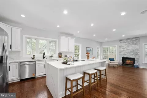 715 Constantine Ct, Warrenton, VA 20186 photo 7