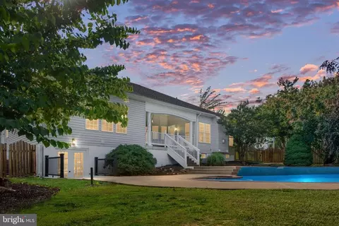 715 Constantine Ct, Warrenton, VA 20186 photo 3