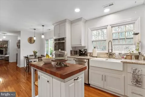 6025 Coon Tree Rd, The Plains, VA 20198