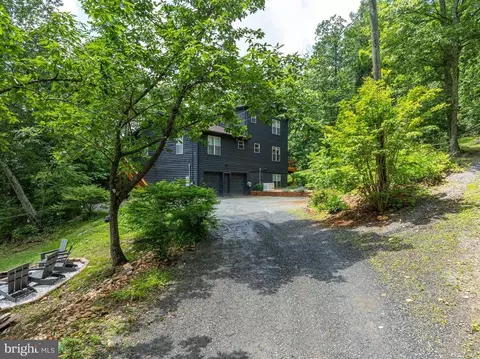 5171 Sandy Stone Ln, Broad Run, VA 20137 photo 2