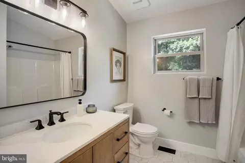 5171 Sandy Stone Ln, Broad Run, VA 20137 photo 16