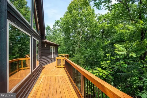 5171 Sandy Stone Ln, Broad Run, VA 20137 photo 8