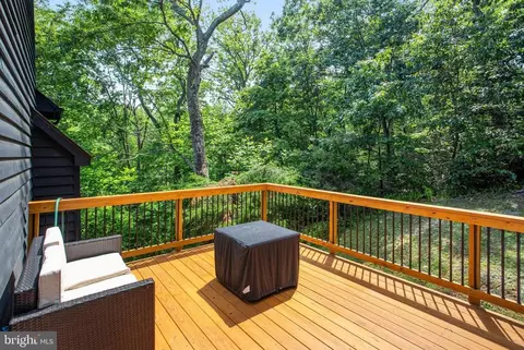 5171 Sandy Stone Ln, Broad Run, VA 20137 photo 4