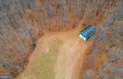 Primrose, Marshall, VA photo 16