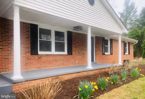 7205 Silver Beech Ln, Warrenton, VA 20187