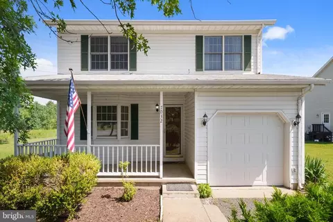 7032 E Justin Ct E, Remington, VA 22734