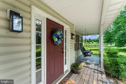 5302 Sumerduck Rd, Sumerduck, VA 22742 photo 7