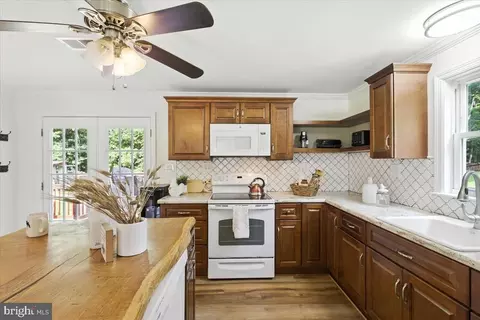 8064 Taylor Rd, Catlett, VA 20119 photo 10