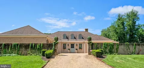 6289 Coon Tree Rd, The Plains, VA 20198