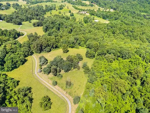 11404 Apple Manor Rd, Markham, VA 22643 photo 14