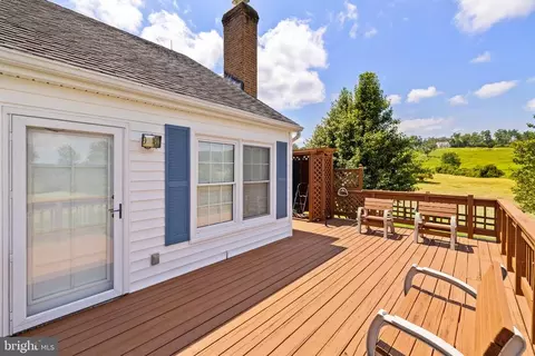 8268 Meadows Rd, Warrenton, VA 20186 photo 7