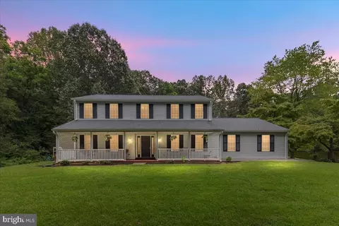 5744 Myriah Ct, Warrenton, VA 20187