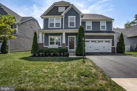 7424 Lake Willow Ct, Warrenton, VA 20187