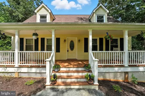 14341 Snake Castle Rd, Sumerduck, VA 22742