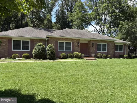 7368 Pembrooke Ct, Warrenton, VA 20187