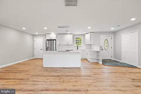 655 Foxcroft Rd, Warrenton, VA 20186 photo 8