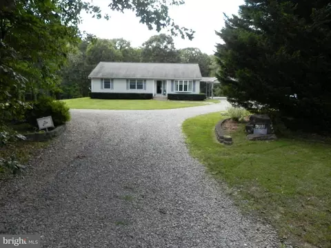 4285 Glory Rd, Bealeton, VA 22712