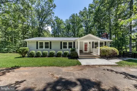 13375 Silver Hill Rd, Sumerduck, VA 22742