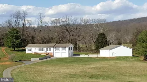 8210 Lee Hwy, Warrenton, VA 20186