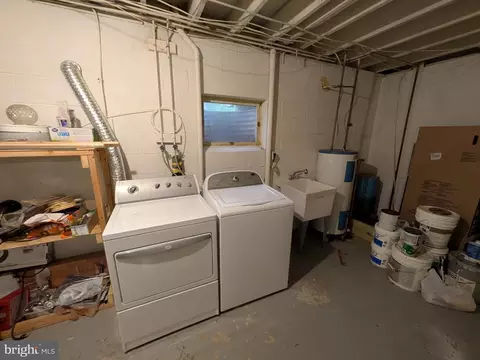 9511 Rogues Rd, Midland, VA 22728 photo 27