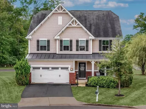 2223 Pump House Ct, Warrenton, VA 20187