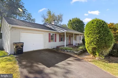 11703 Fort Union Dr, Remington, VA 22734