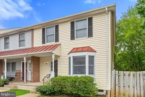 7645 Wankoma Dr, Remington, VA 22734