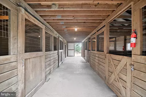 5084 Fairview Ln, Broad Run, VA 20137 photo 30