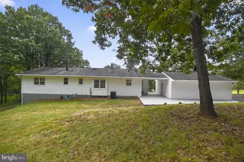 5084 Fairview Ln, Broad Run, VA 20137 photo 14