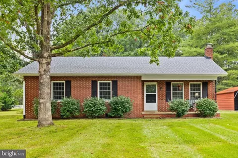 9720 Routts Hill Rd, Warrenton, VA 20186