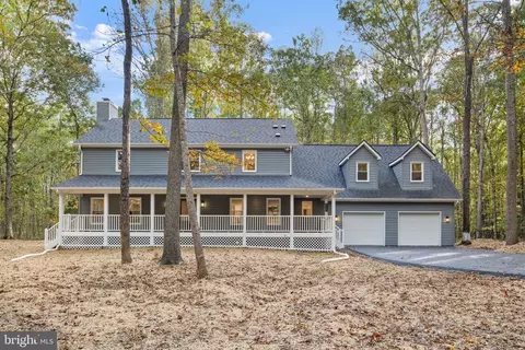 5117 Grace Church Ln, Midland, VA 22728