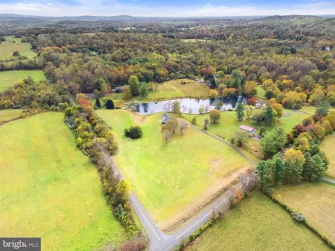 10637 Crest Hill Rd, Marshall, VA 20115 photo 56