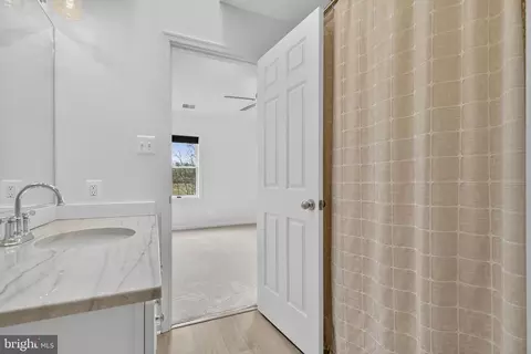 10637 Crest Hill Rd, Marshall, VA 20115 photo 29