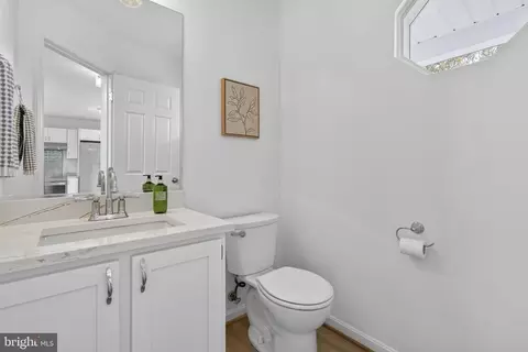 10637 Crest Hill Rd, Marshall, VA 20115 photo 19