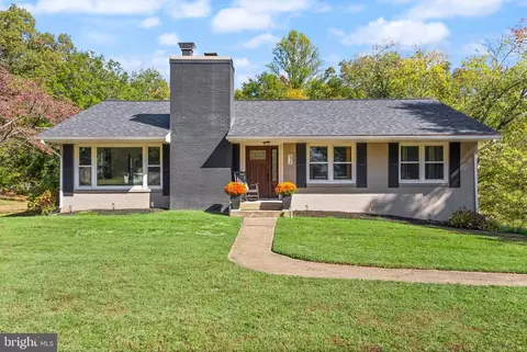 5426 Germantown Rd, Midland, VA 22728