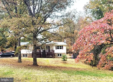 7632 Greenwich Rd, Nokesville, VA 20181